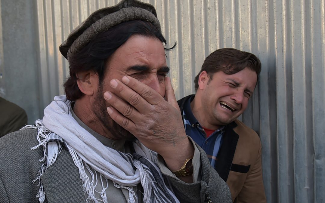 Attaque d’un hôpital à Kaboul, Fillon cherche des soutiens : résumé de la semaine