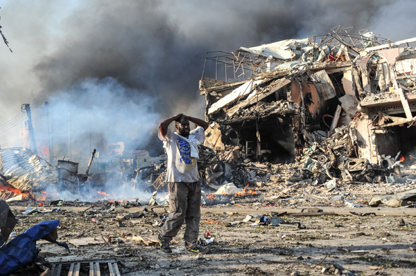 Double attentat en Somalie, l’EI chassé de Raqqa : résumé de la semaine