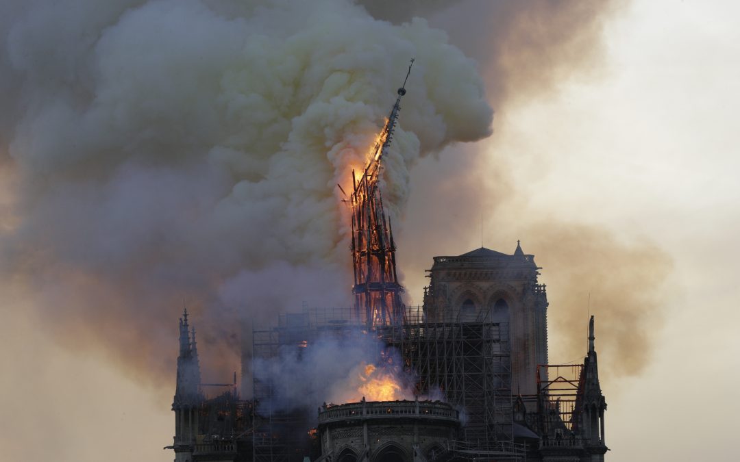 Notre-Dame de Paris incendiée, attentat terroriste au Sri Lanka : résumé des trois dernières semaines